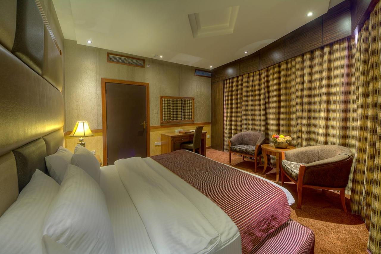 Delmon Palace Hotel Dubaï Extérieur photo