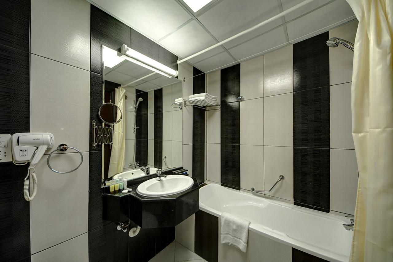 Delmon Palace Hotel Dubaï Extérieur photo
